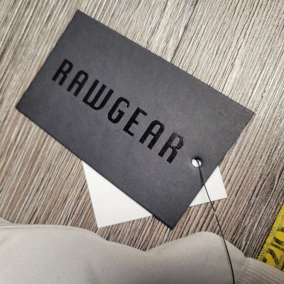 RawGear‎ NWT Gray Sports Bra Size Medium - Picture 3 of 4